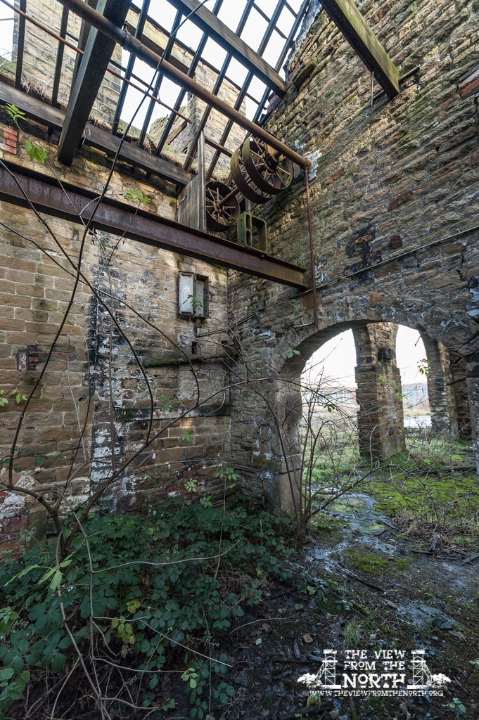 Westwood Mill, Linthwaite, 15-12-2008 006.jpg