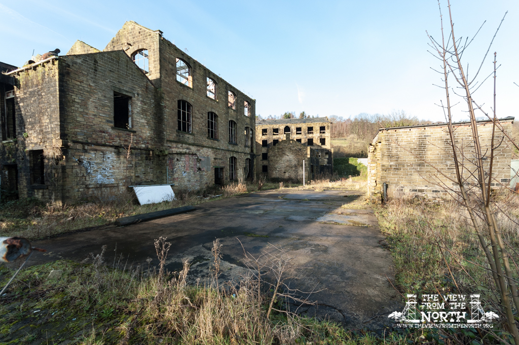 Westwood Mill, Linthwaite, 15-12-2008 015.jpg