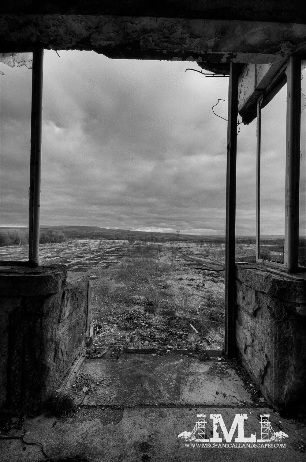 16 DSC_0272_0_1_tonemappebw-2