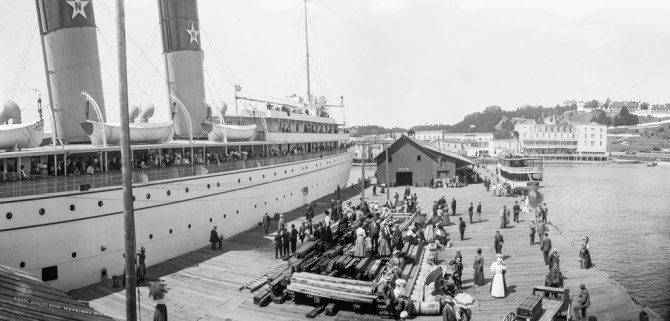 Arnold's Dock, Mackinac, Michigan pano
