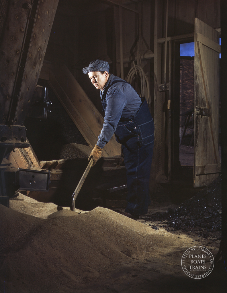 Chicago and North Western R.R., Mrs. Thelma Cuvage, working in the sand house at the roundhouse, Clinton, Iowa